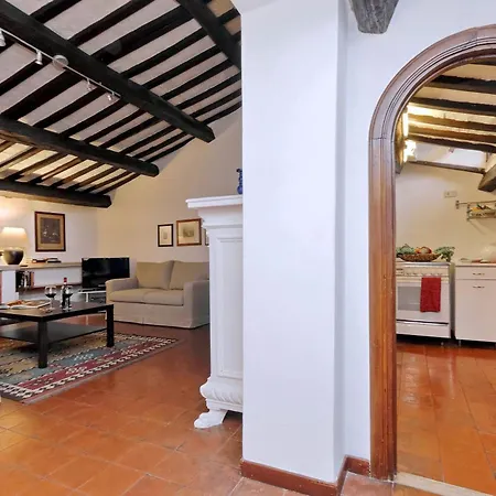 Benedetta21 Apartman *