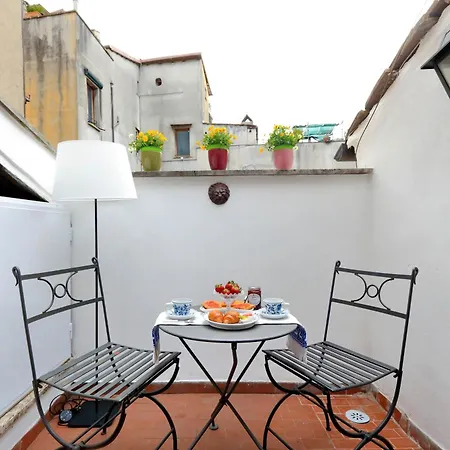 Benedetta21 Apartment